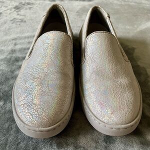 Vionic Pro Avery Iridescent Metallic Silver Slip On Shoes Womens Size US Size 8